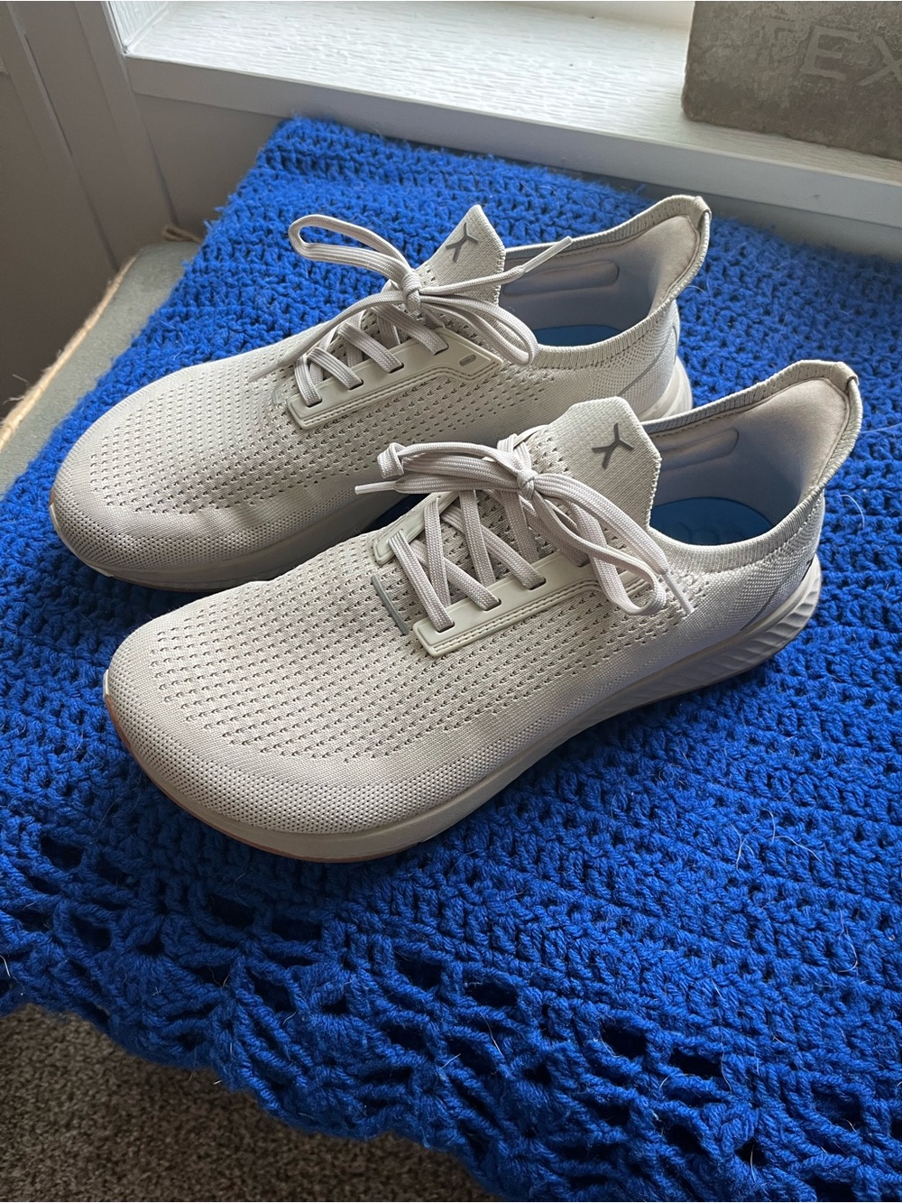 Flux Footwear White Knit Sneaker with Blue Insole